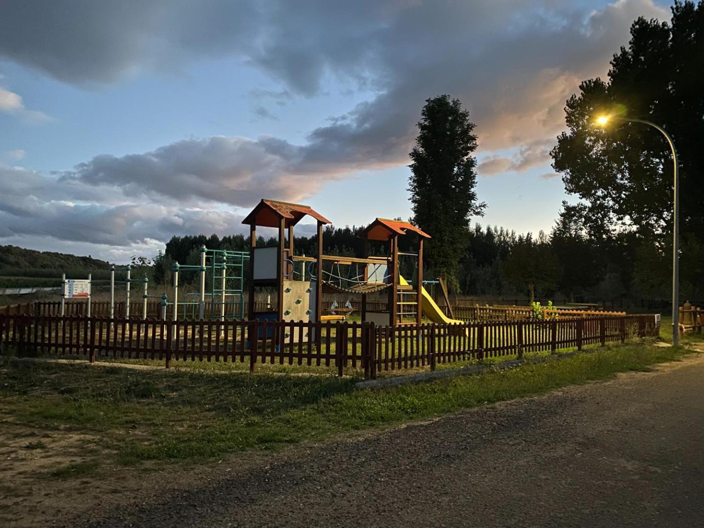 Descubre La Cepedana: Casa Rural Con Encanto En Cogorderos, A Solo 10 Km De Astorga Esterno foto
